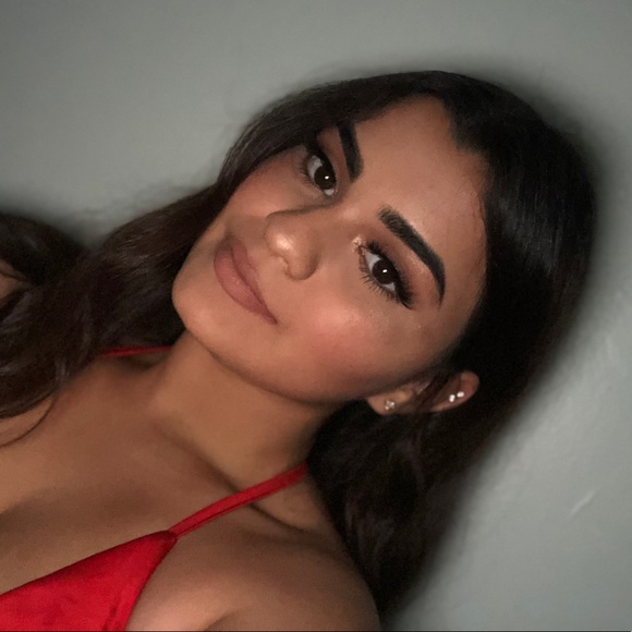 nicolegnunez